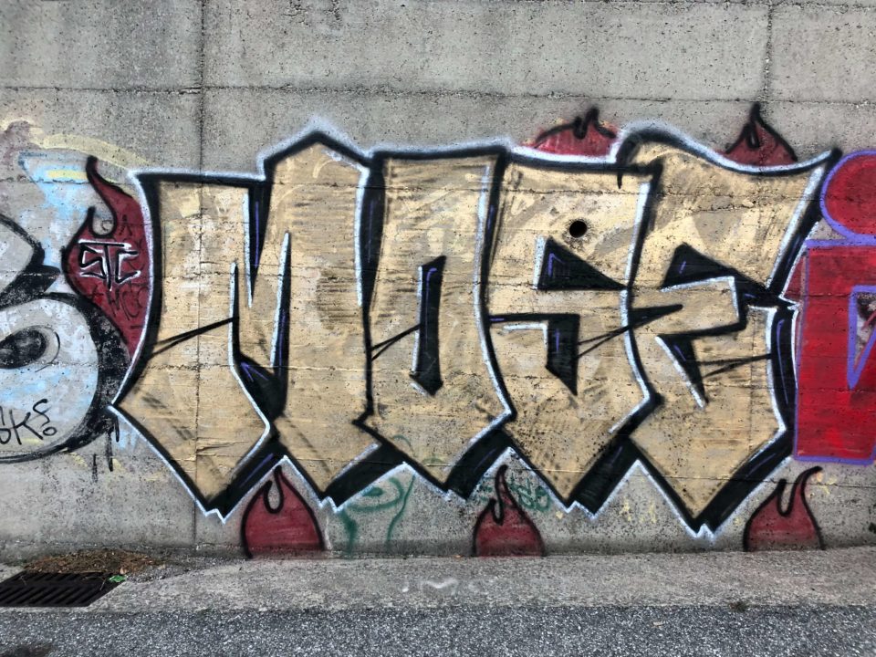 Mose-Spray_Wars-graffiti-goldworld-18