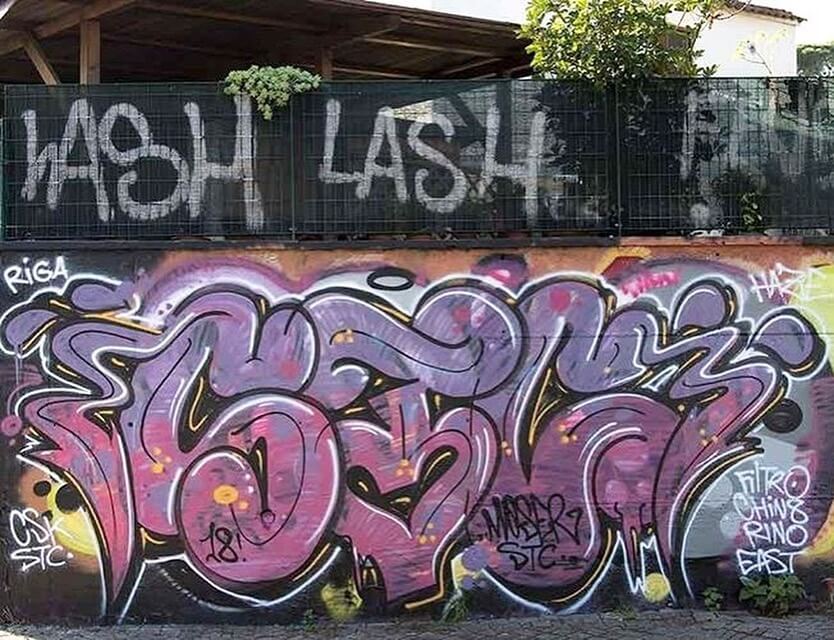 Mose-Spray_Wars-graffiti-goldworld-26